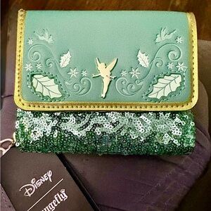NEW Loungefly Disney Peter Pan TINKER BELL Green Holiday Sequin Tri-Fold Wallet